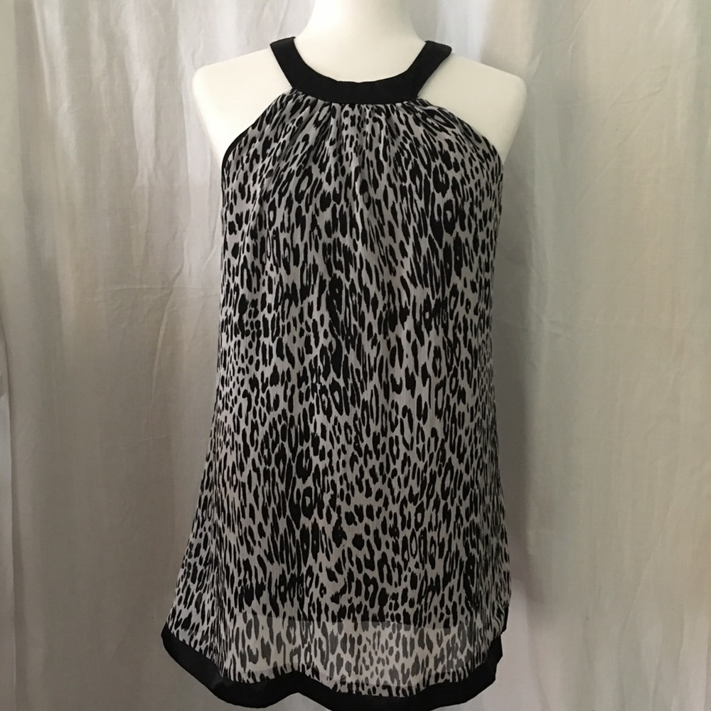 Forever 21 Women’s Cheetah Print Top